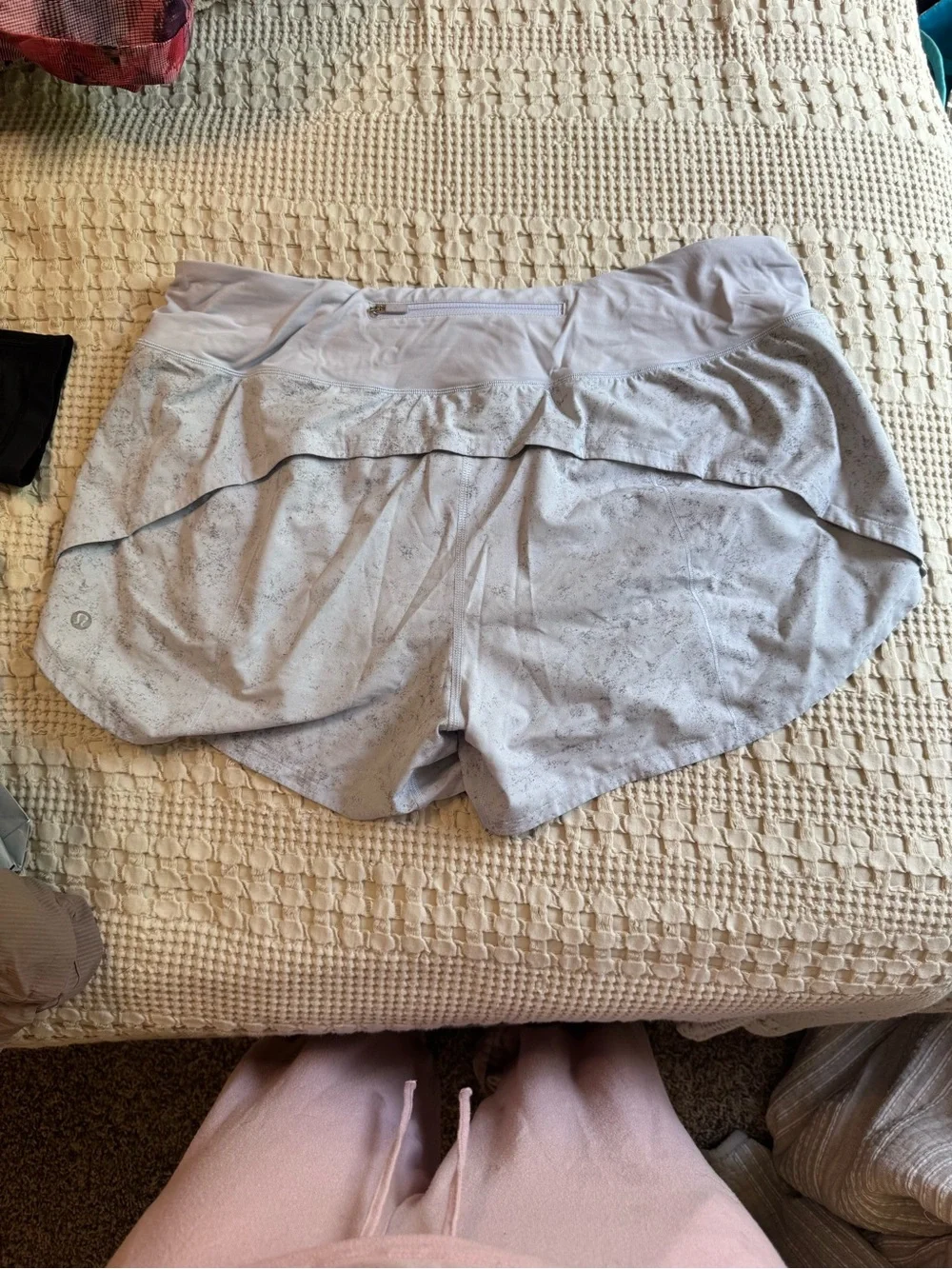 Lululemon Speed Up Mid Rise Lined Short 4”